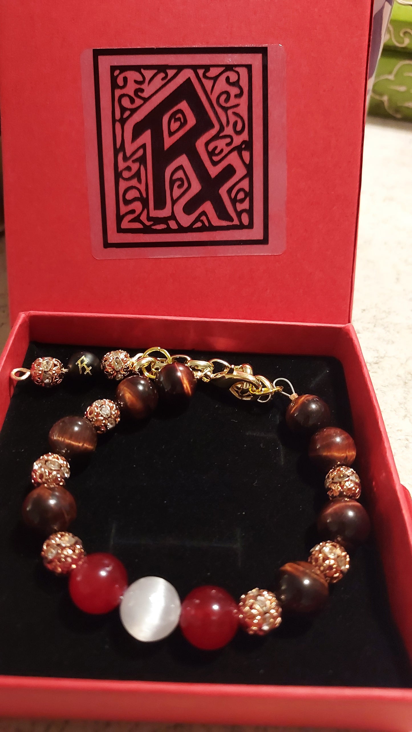 Relique RTW- Enchanted, Powered up and Ready to Wear!